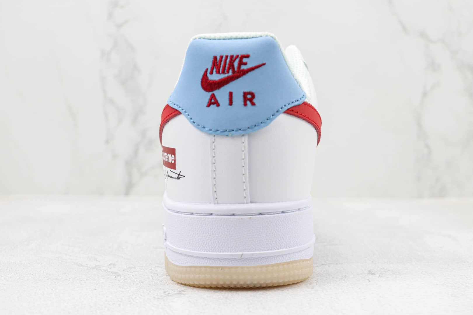 耐克Nike Air Force 1 Low纯原版本空军一号Supreme联名白蓝红板鞋 莆田天花板AF1系列 货号：BS9055-826