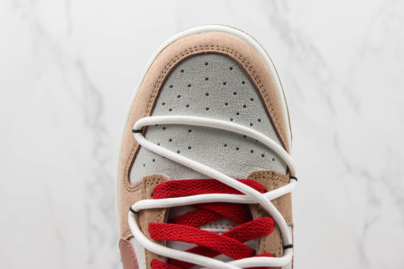 耐克Nike SB Dunk Low纯原版本低帮SB Dunk卡其红棕双钩板鞋 莆田天花板Dunk系列 货号：DO9457-130