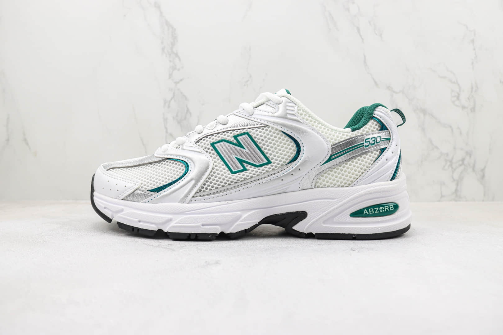 新百伦New Balance 530纯原版本NB530白绿色复古跑鞋 莆田新百伦货源 货号：MR530AB