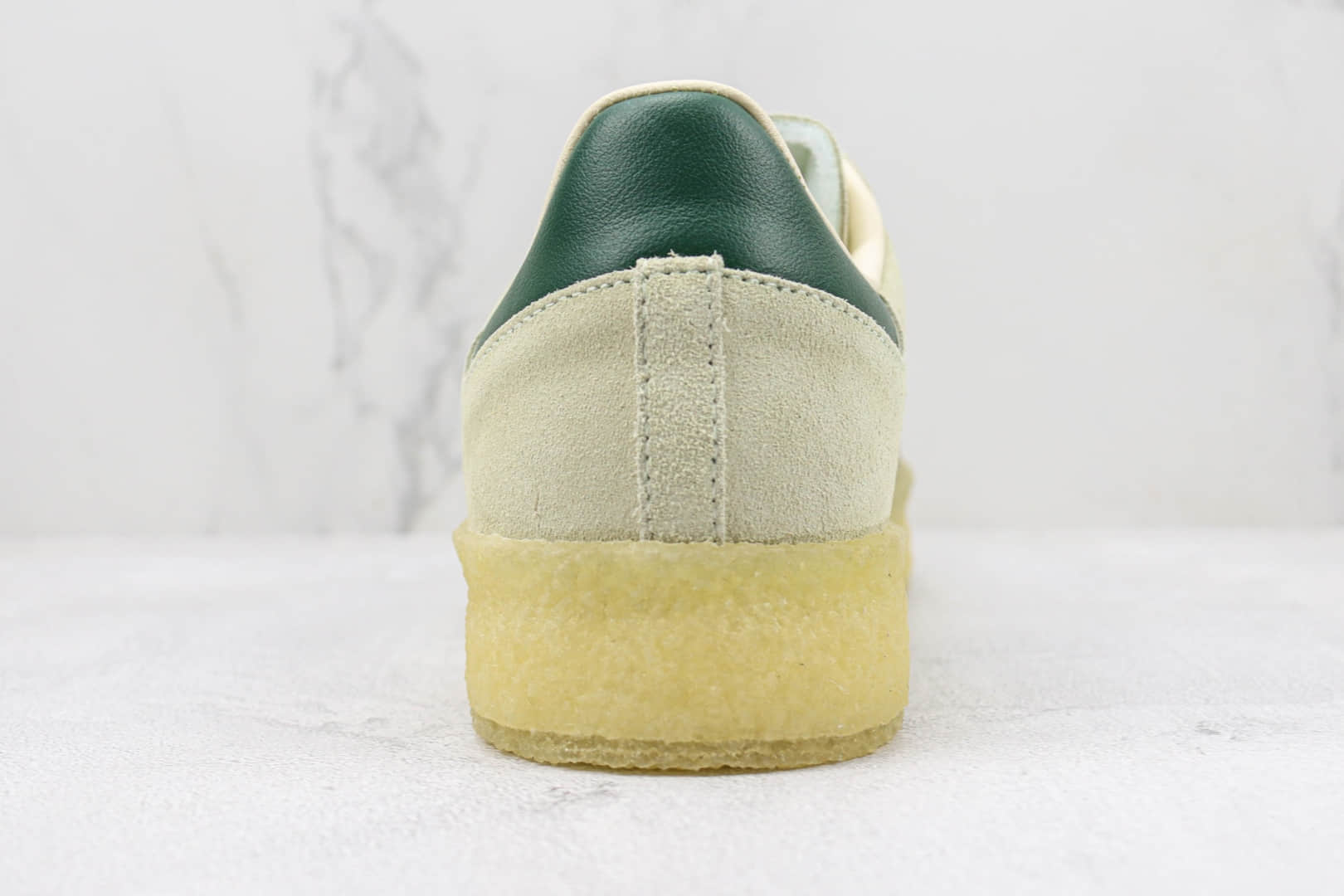 阿迪达斯Kith x Clarks x adidas Originals 8th Street Samba纯原版本桑巴联名灰白深绿生胶底德训鞋 莆田阿迪达斯货源 货号：ID7297