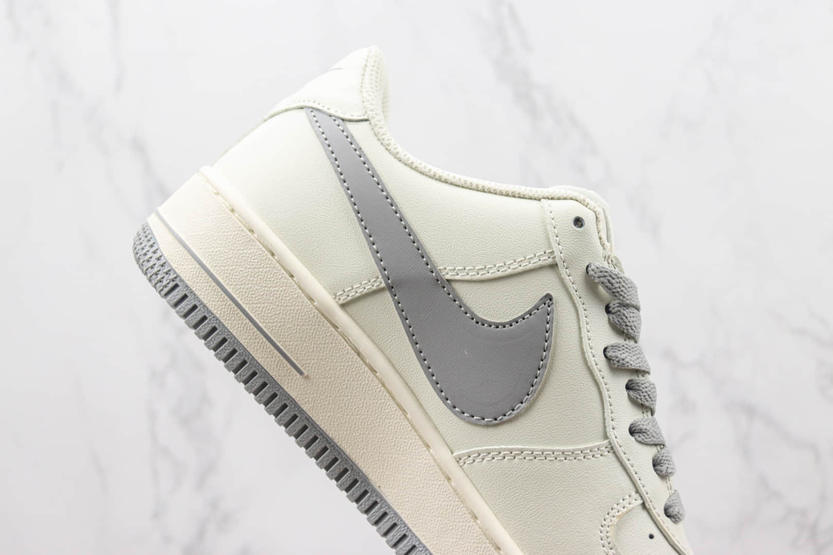 耐克Nike Air Force 1 Low '07纯原版本低帮空军一号米灰色板鞋 莆田天花板AF1系列 货号：SP0758-028