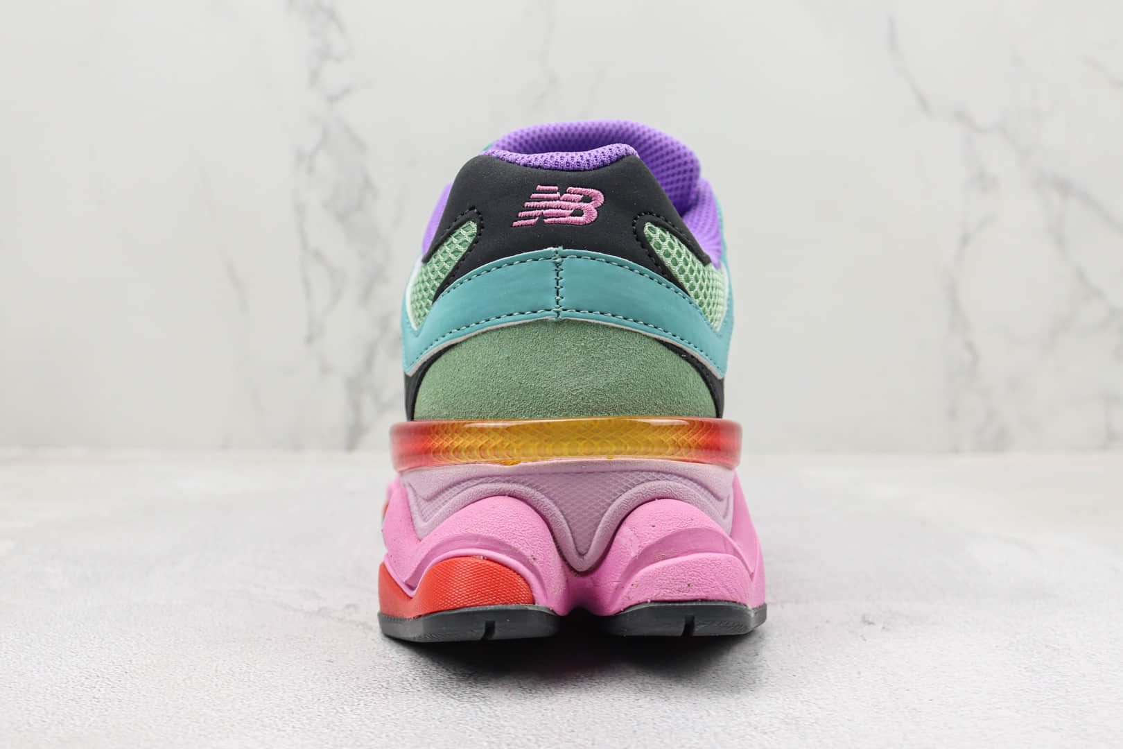 新百伦Joe Freshgoods x New Balance 9060纯原版本NB9060绿粉色复古慢跑鞋 莆田新百伦货源 货号：U9060WRB