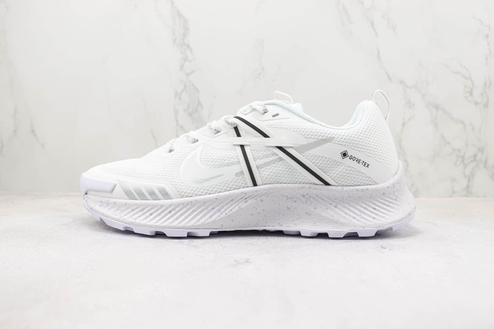 耐克Nike Pegasus Trail 2纯原版本飞马2代白色网面跑鞋 莆田耐克货源 货号：AR1667-507