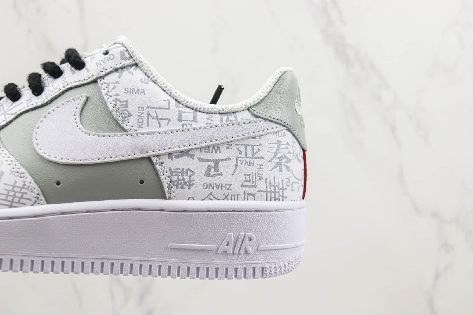 耐克Nike Air Force 1纯原版本低帮空军一号百家姓印花板鞋 莆田天花板AF1系列 货号：SD3356-008