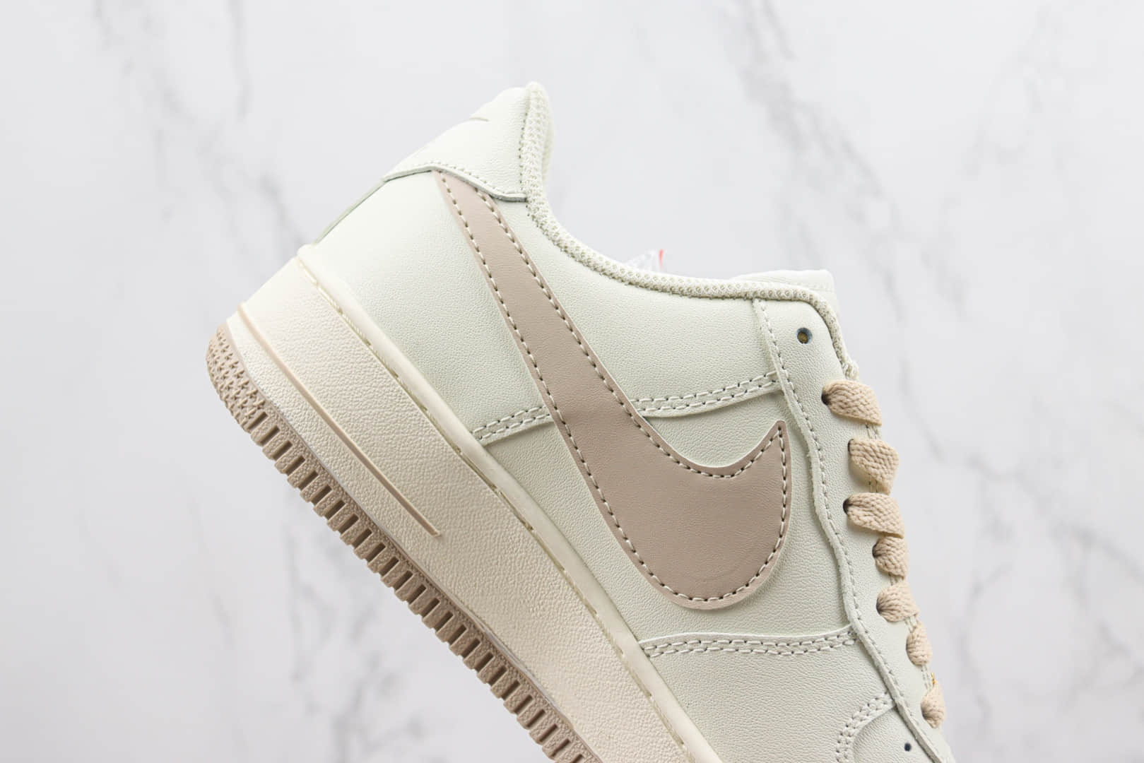 耐克Nike Air Force 1'07 Low纯原版本低帮空军一号奶油大勾板鞋 莆田天花板AF1系列 货号：SP0758-030