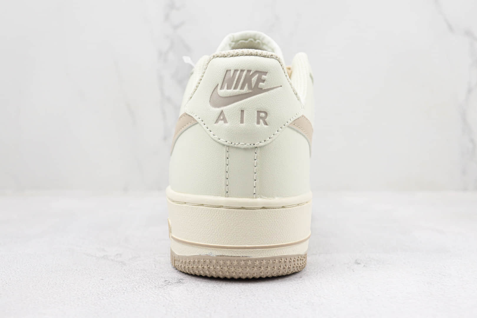 耐克Nike Air Force 1'07 Low纯原版本低帮空军一号奶油大勾板鞋 莆田天花板AF1系列 货号：SP0758-030