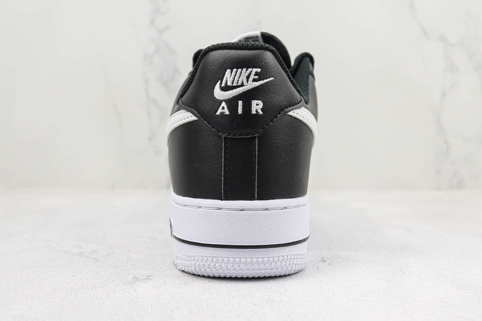 耐克Nike Air Force 1 Low '07纯原版本空军一号低帮黑白色板鞋 莆田天花板AF1系列 货号：CJ0952-001