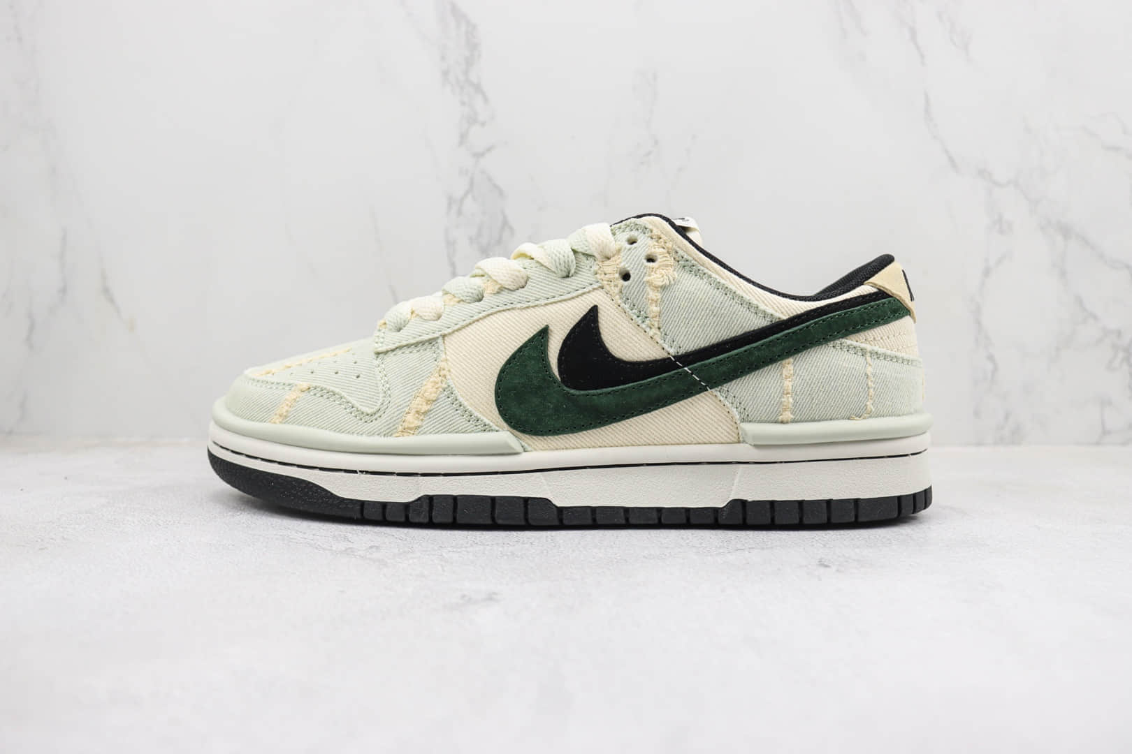 耐克Nike SB Dunk Low纯原版本大友克洋低帮SB Dunk水洗做旧牛仔板鞋 莆田耐克货源 货号：DZ2794-166