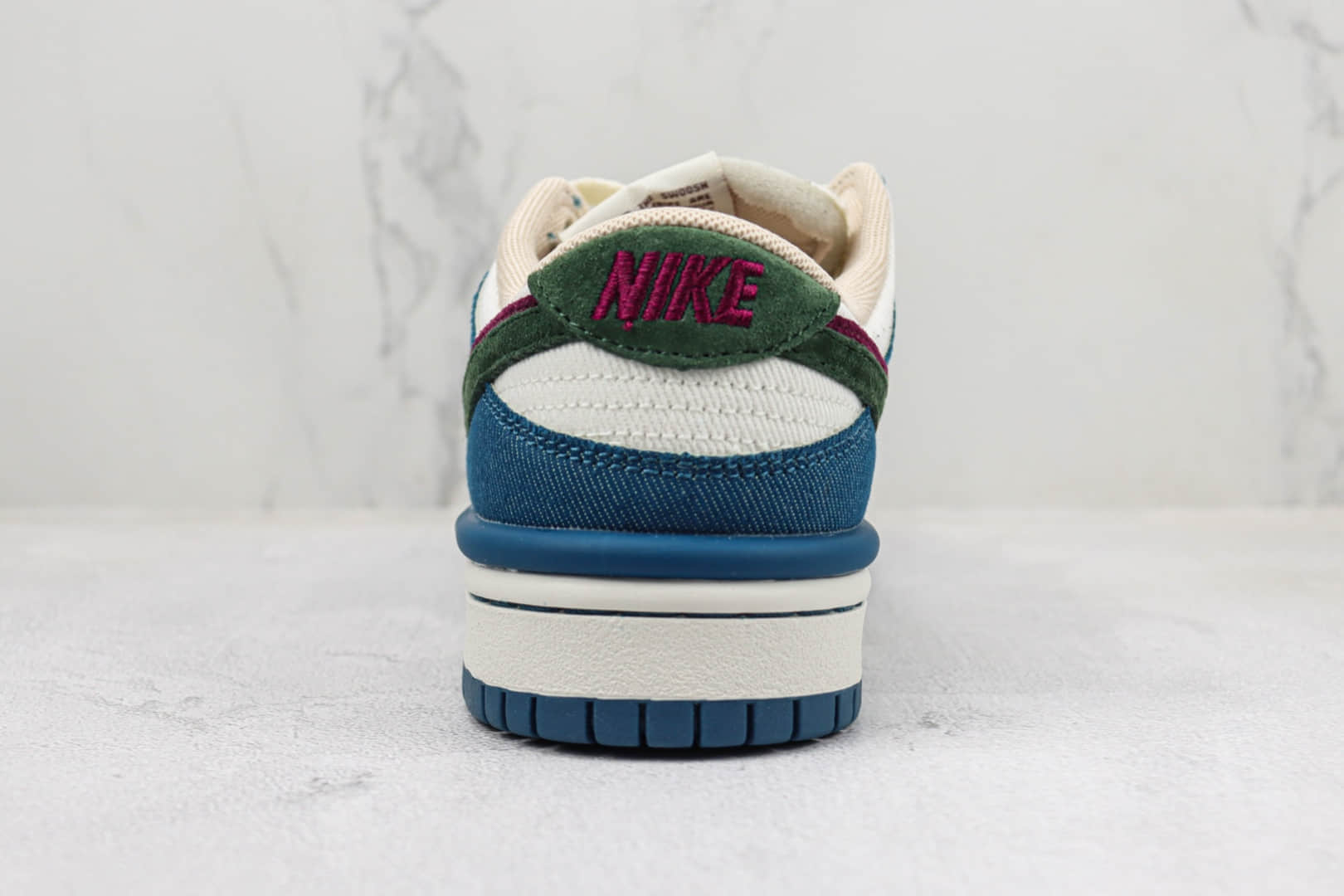 耐克Nike SB Dunk Low纯原版本低帮SB Dunk大友克洋联名蓝白红绿双钩帆布板鞋 莆田天花板Dunk系列 货号：DZ2794-266