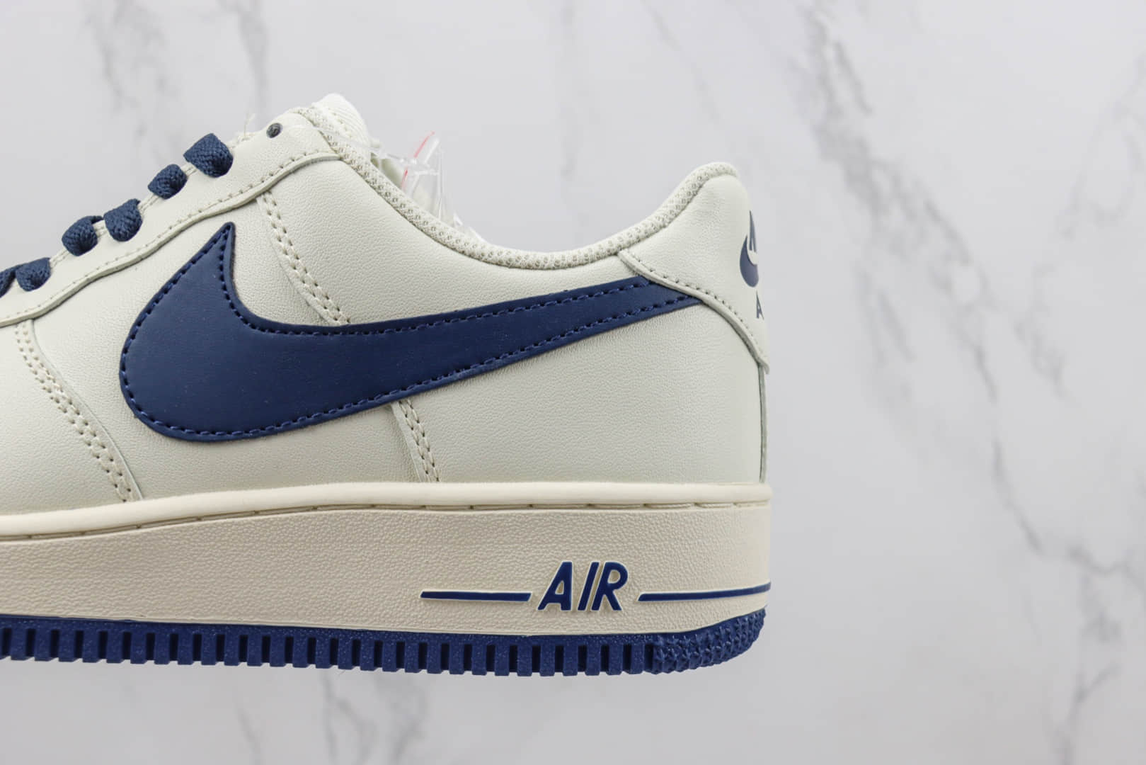 耐克Nike Air Force 1’07 Low纯原版本低帮空军一号白深蓝板鞋 莆田天花板AF1系列 货号：SP0758-026