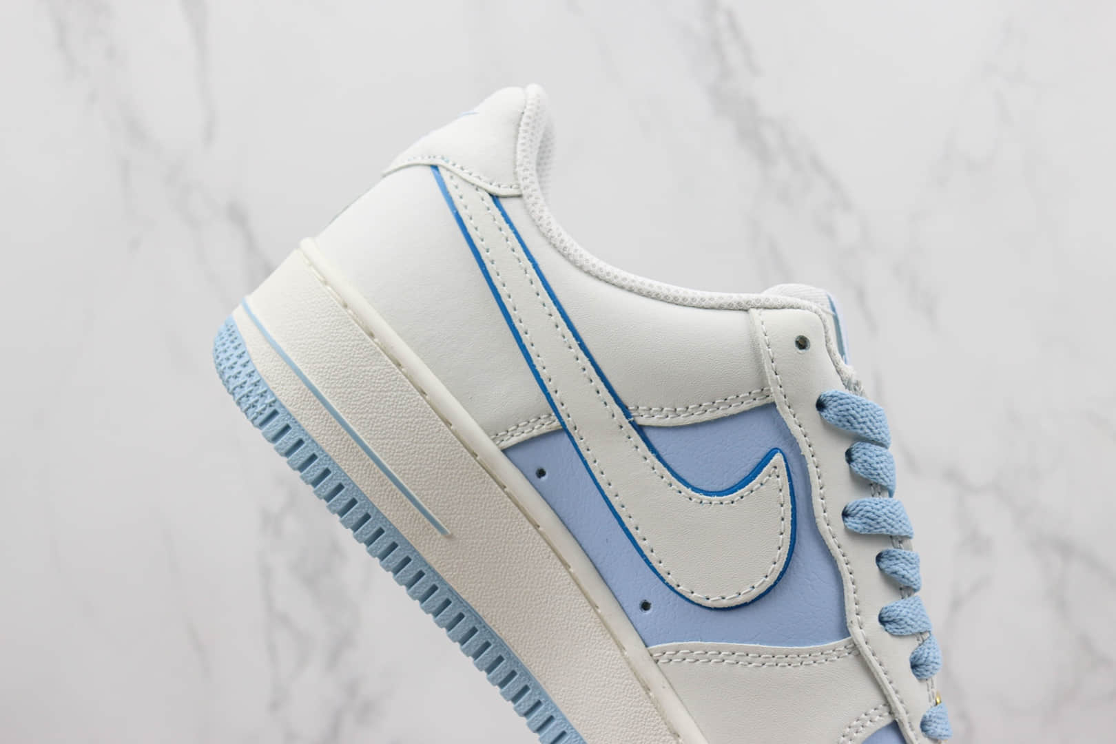 耐克Nike Air Force 1 Low '07纯原版本低帮空军一号白蓝拼接板鞋 莆田耐克货源 货号：AV0303-723