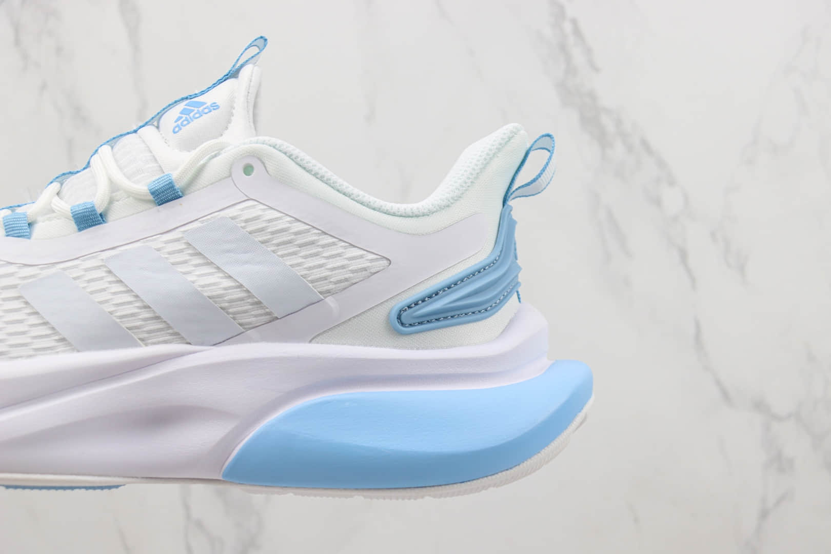 阿迪达斯adidas Alphabounce纯原版本阿尔法白蓝小椰子减震跑鞋 莆田复刻阿迪达斯 货号：HP6152