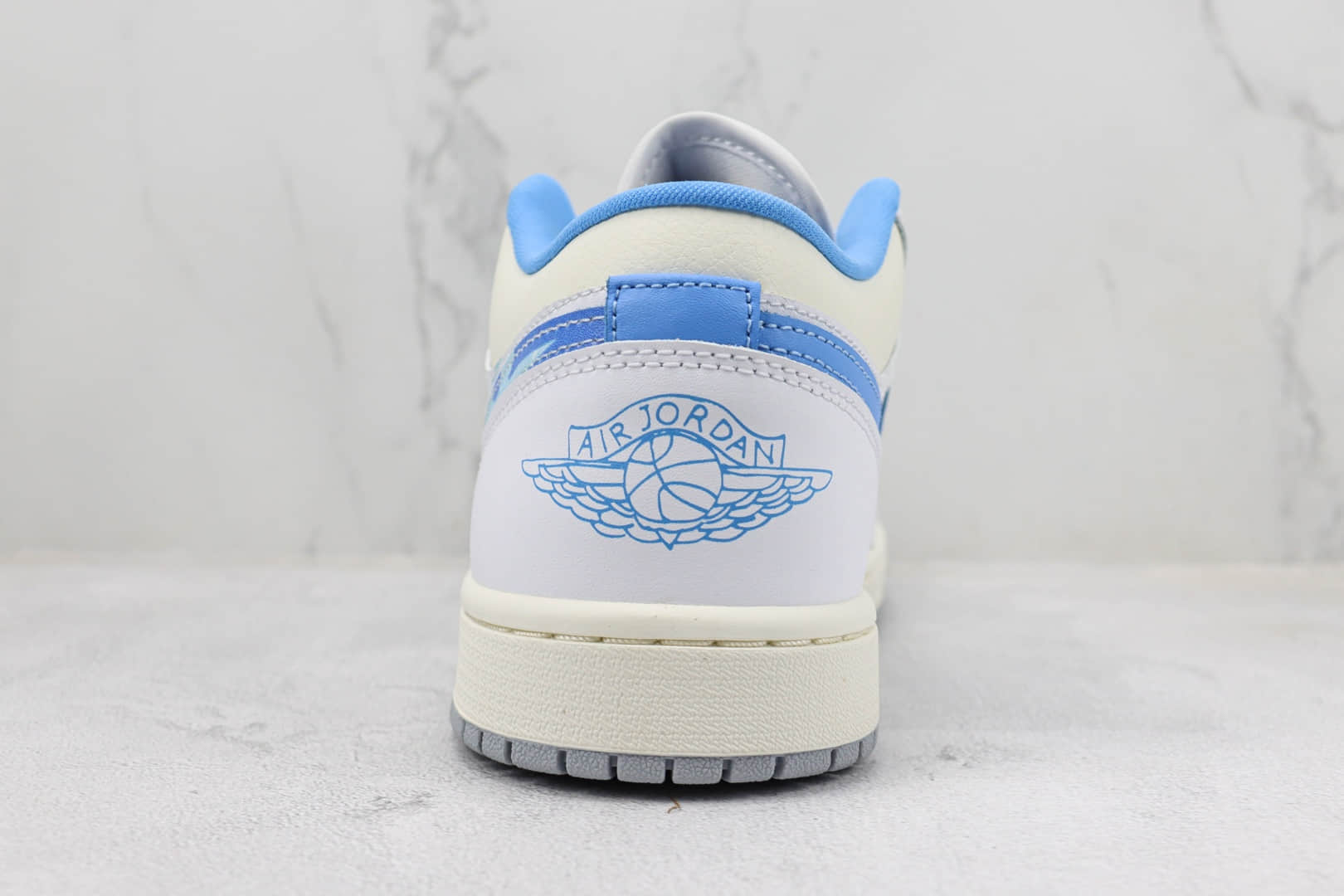 乔丹Air Jordan 1 Low纯原版本低帮AJ1白蓝火焰篮球鞋 莆田天花板AJ1系列 货号：FJ7219-441