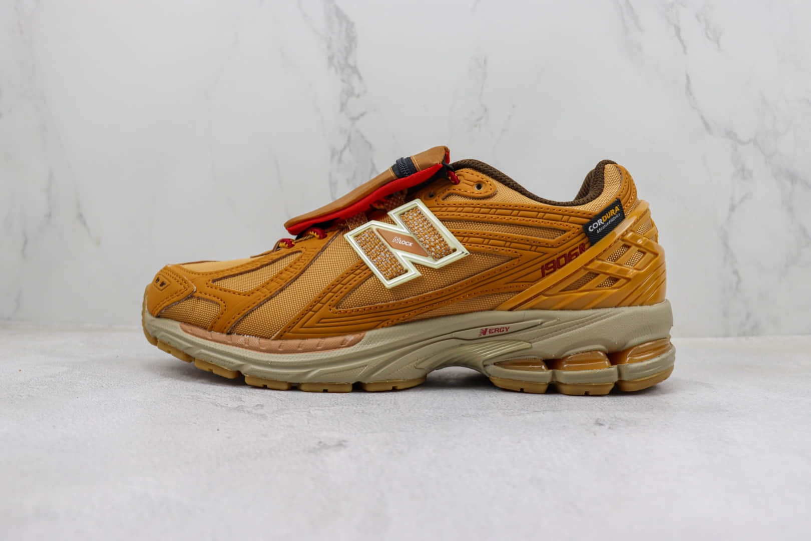 新百伦New Balance 1906R纯原版本NB1906土黄色复古慢跑鞋 莆田复刻新百伦 货号：M1906ROB