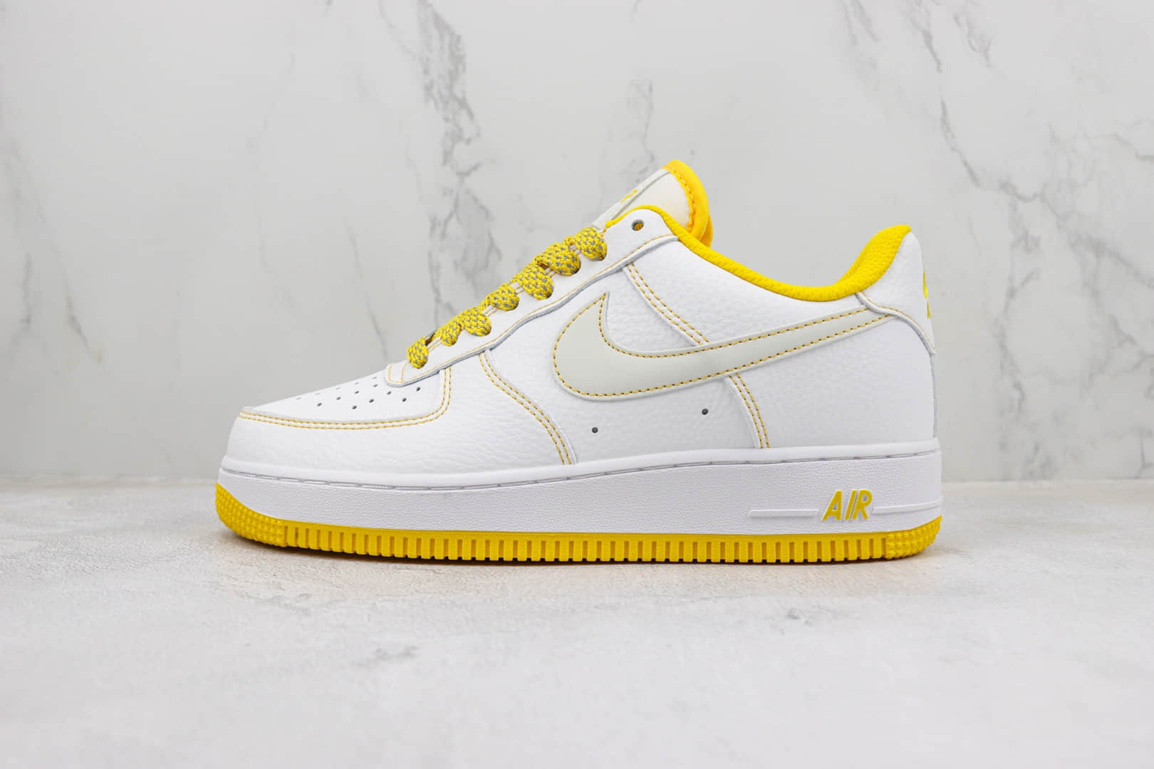 耐克Nike Air Force 1 '07 Low纯原版本低帮空军一号白黄缝线板鞋 莆田天花板AF1系列 货号：MM3603-026