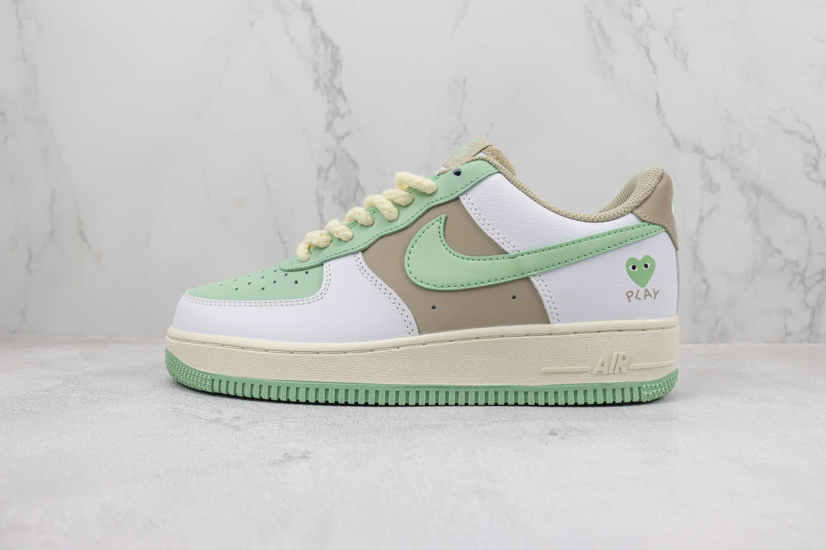 耐克Comme Des Garcons x Nike Air Force 1 Low纯原版本川久保玲联名空军一号白褐绿色板鞋 莆田天花板AF1系列 货号：CJ0304-011