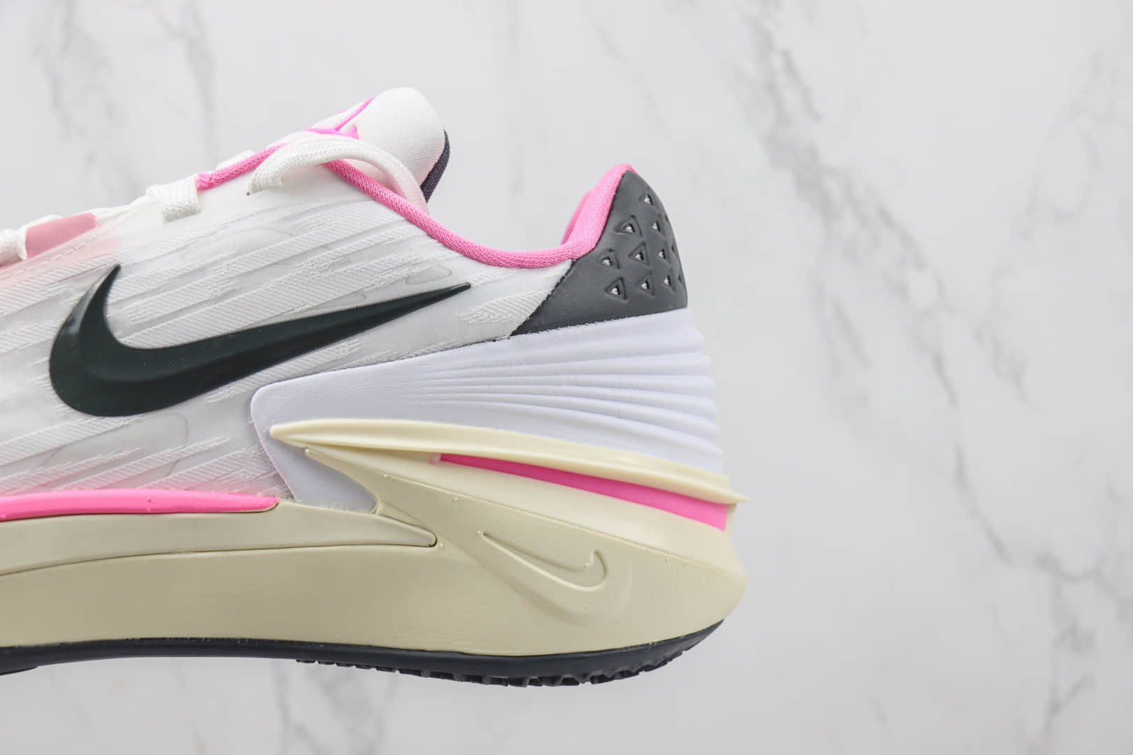 耐克Nike Air Zoom G.T.Cut 2纯原版本GT2.0白粉黑实战篮球鞋 莆田复刻耐克 货号：FD9905-101