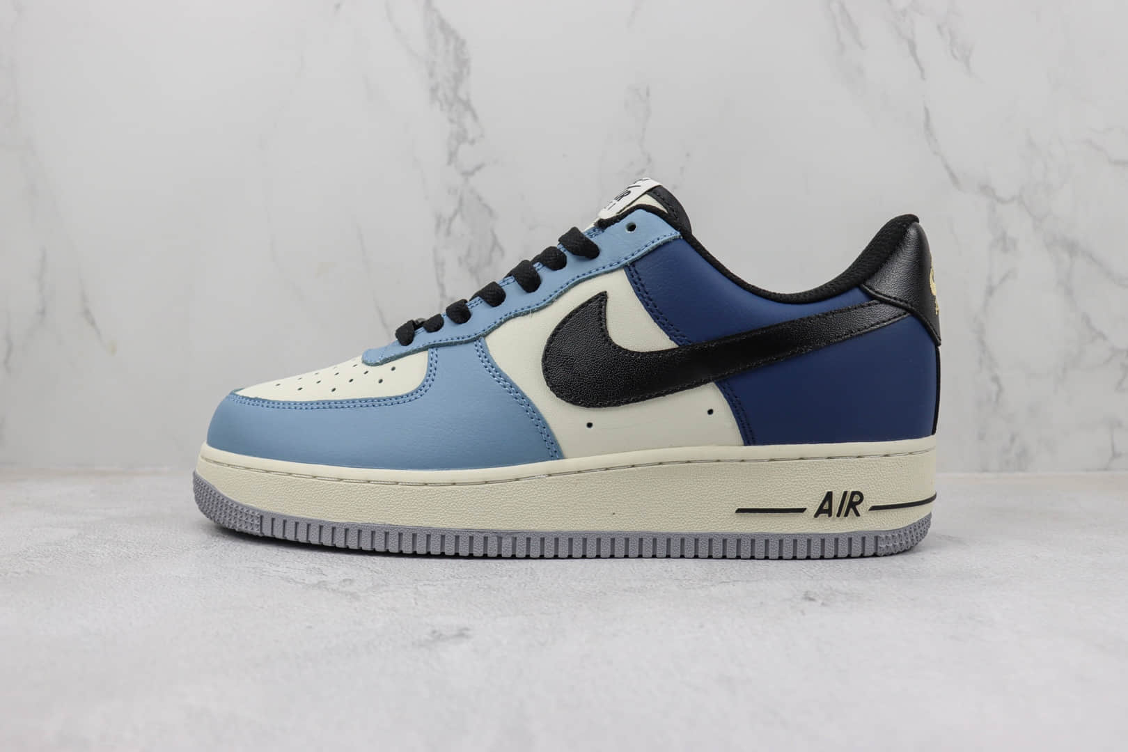 耐克Nike Air Force 1 '07 Low纯原版本低帮空军一号蓝白黑拼色板鞋 莆田天花板AF1系列 货号：XC2351-022