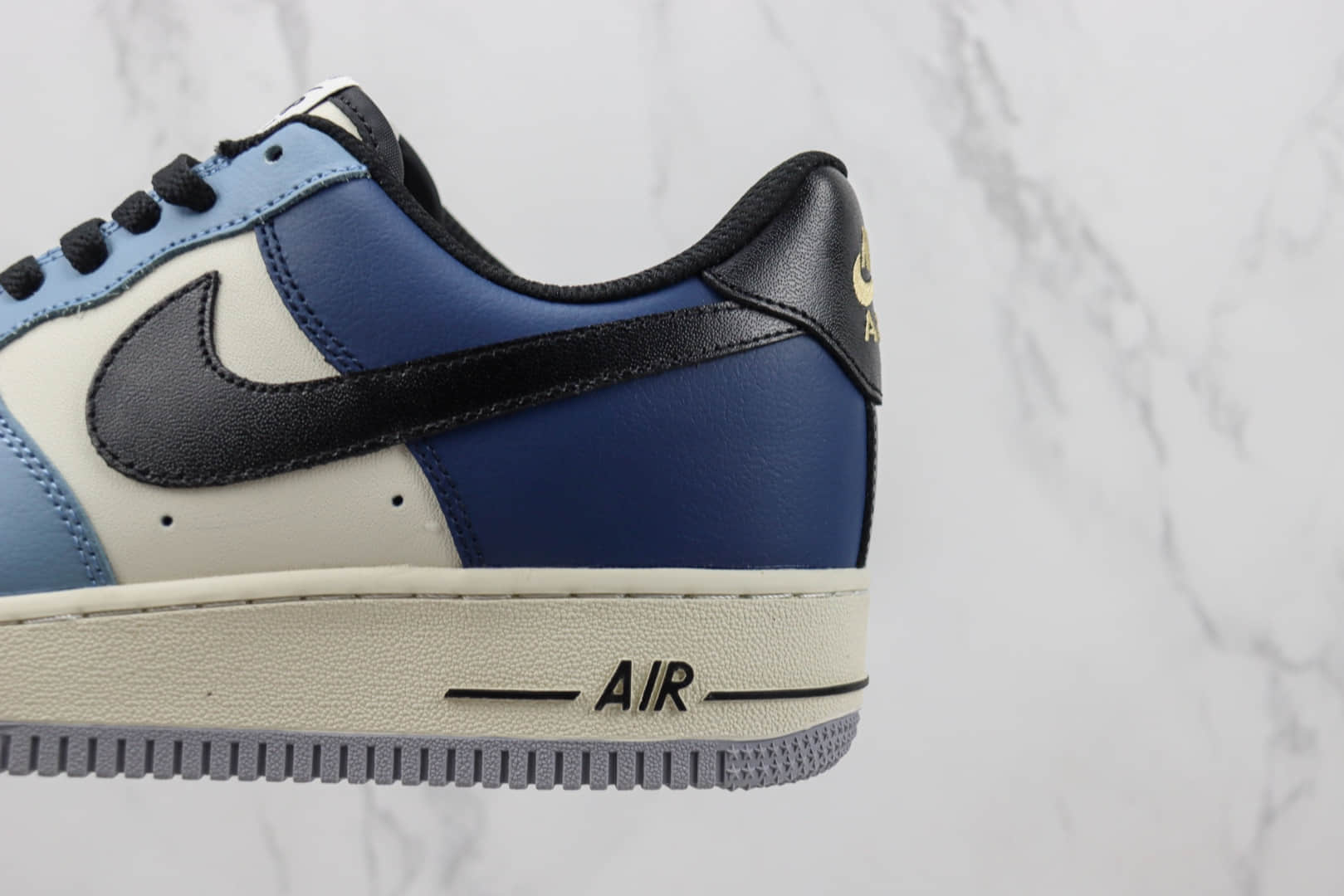 耐克Nike Air Force 1 '07 Low纯原版本低帮空军一号蓝白黑拼色板鞋 莆田天花板AF1系列 货号：XC2351-022