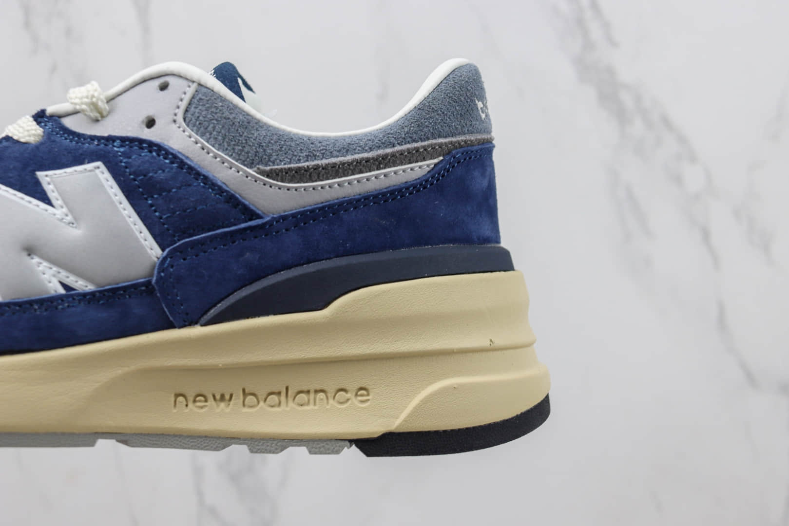新百伦New Balance 997R纯原版本NB997深蓝灰复古慢跑鞋 莆田新百伦货源 货号：U997RHB