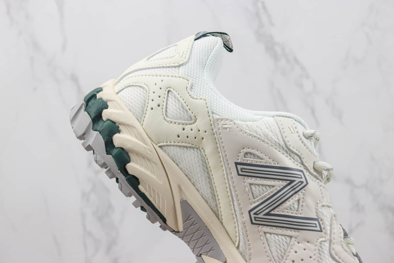 新百伦New Balance ML610T纯原版本NB610白色越野跑鞋 莆田复刻新百伦 货号：ML610TAG