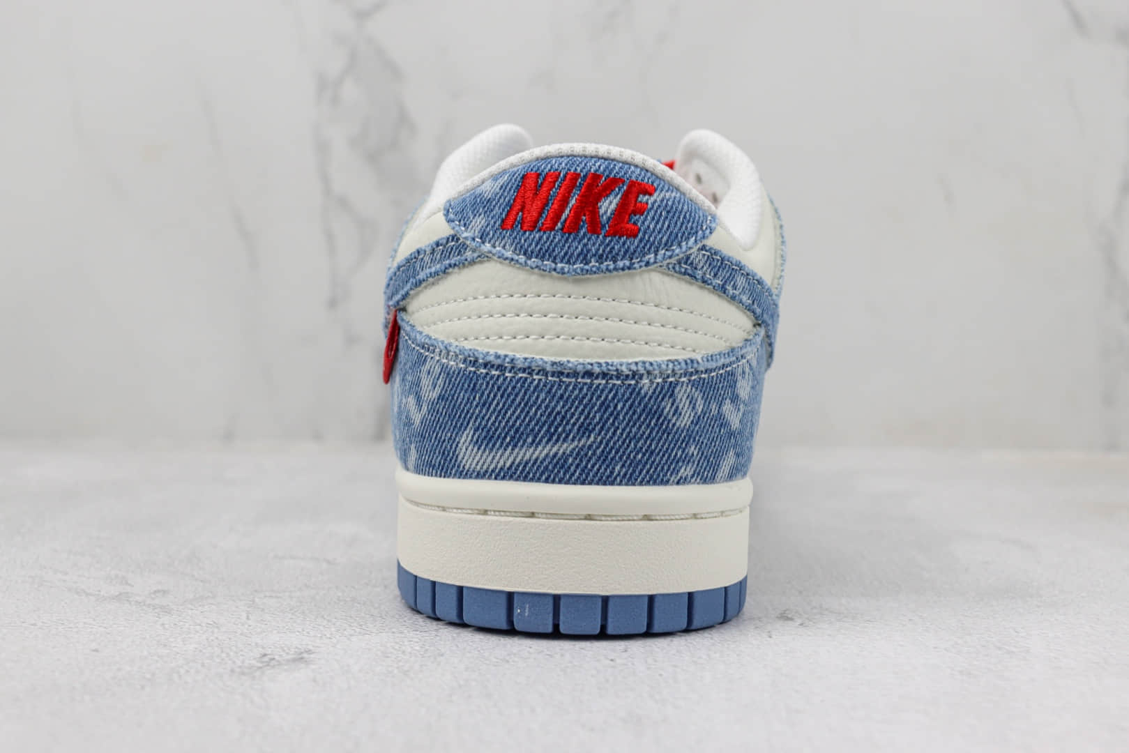 耐克Nike Dunk Low Retro纯原版本低帮Dunk李维斯牛仔板鞋 莆田天花板Dunk系列 货号：LE0021-002