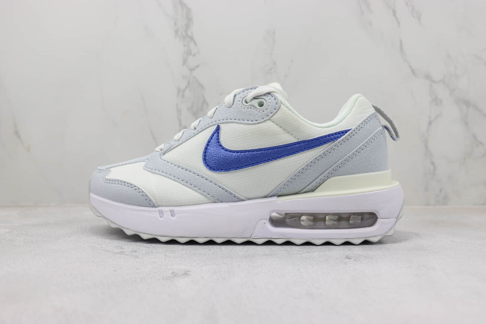 耐克Nike Air Max Dawn纯原版本黎明系列白灰蓝气垫跑鞋 莆田耐克工厂 货号：DR2395-100