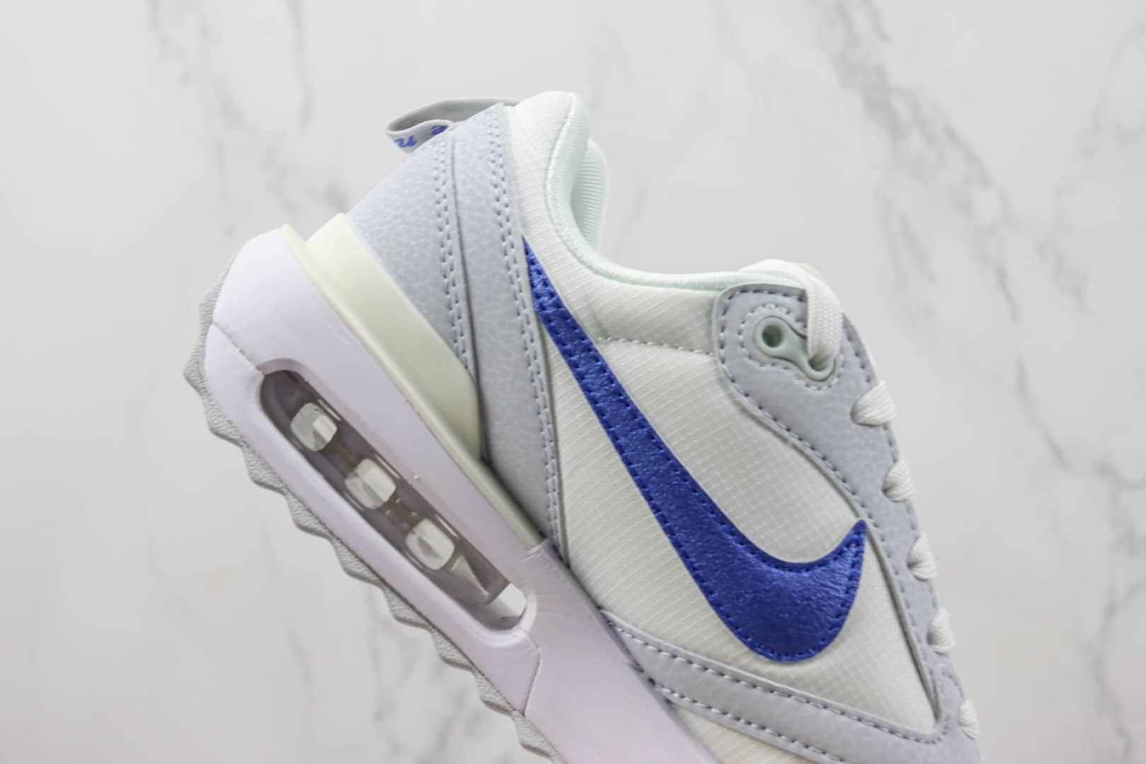 耐克Nike Air Max Dawn纯原版本黎明系列白灰蓝气垫跑鞋 莆田耐克工厂 货号：DR2395-100