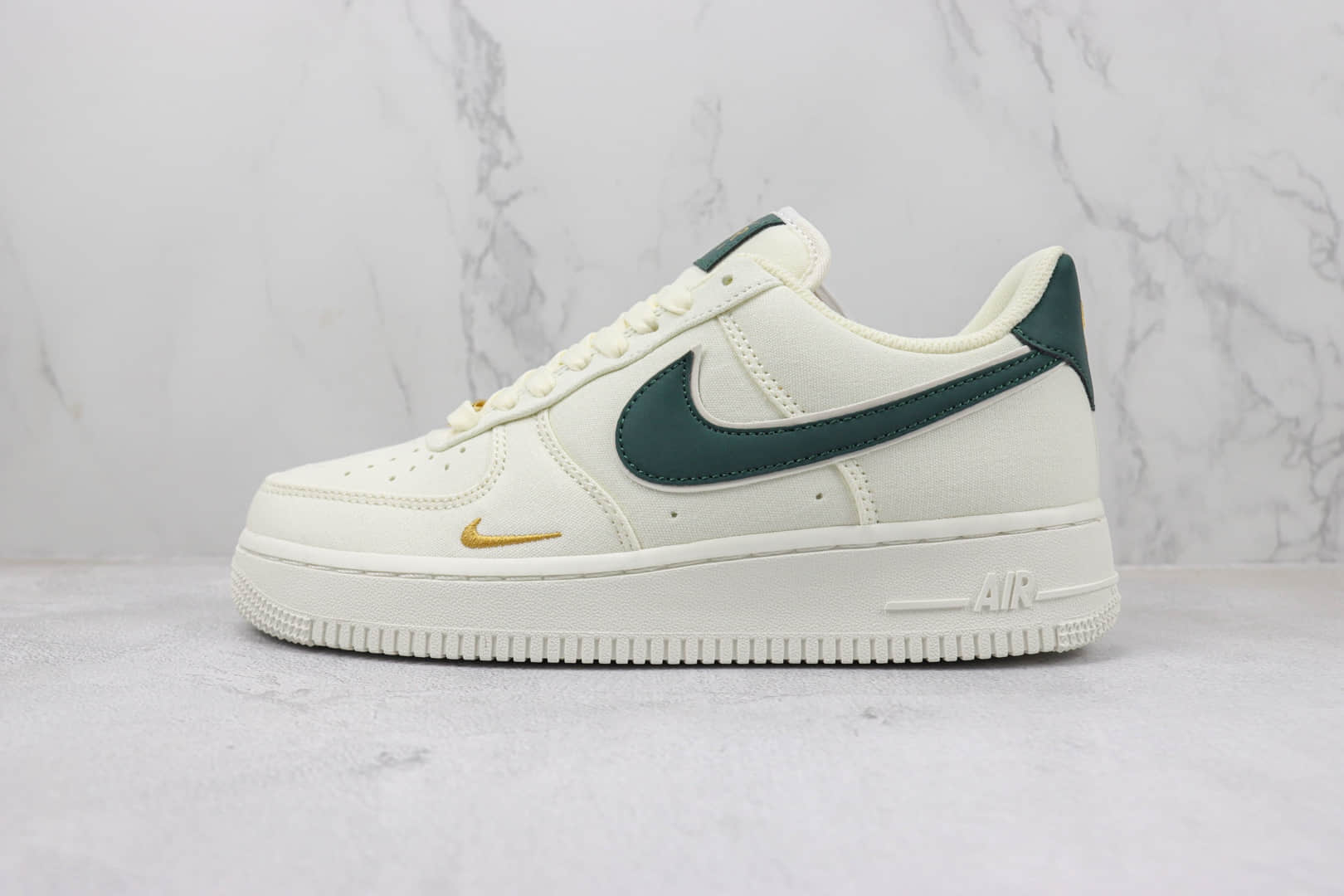 耐克Nike Air Force 1’07 Low纯原版本低帮空军一号白绿色板鞋 莆田天花板AF1系列 货号：MN5696-309