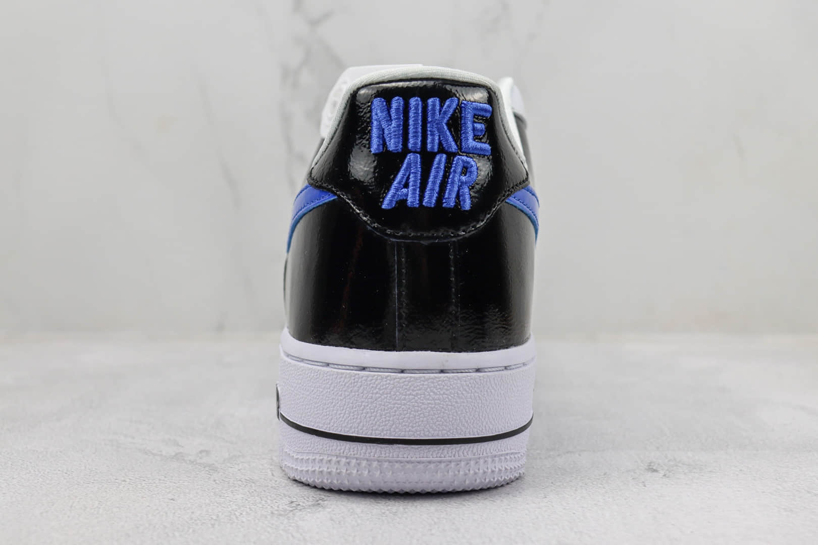 耐克Nike Air Force 1 '07 Low纯原版本空军一号低帮AF1白黑蓝板鞋 莆田耐克代工 货号：DQ7570-400