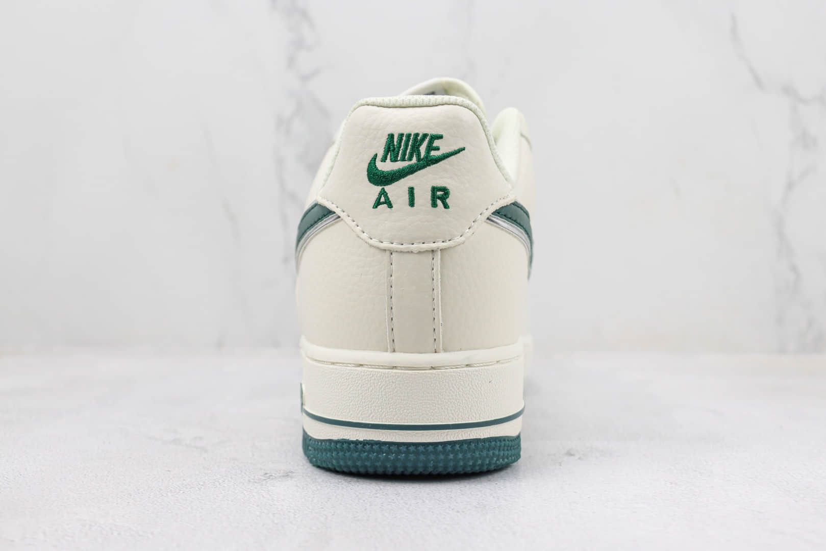 耐克Nike Air Force 1 '07 Low纯原版本空军一号低帮AF1白绿色板鞋 莆田天花板AF1 货号：JJ0253-002