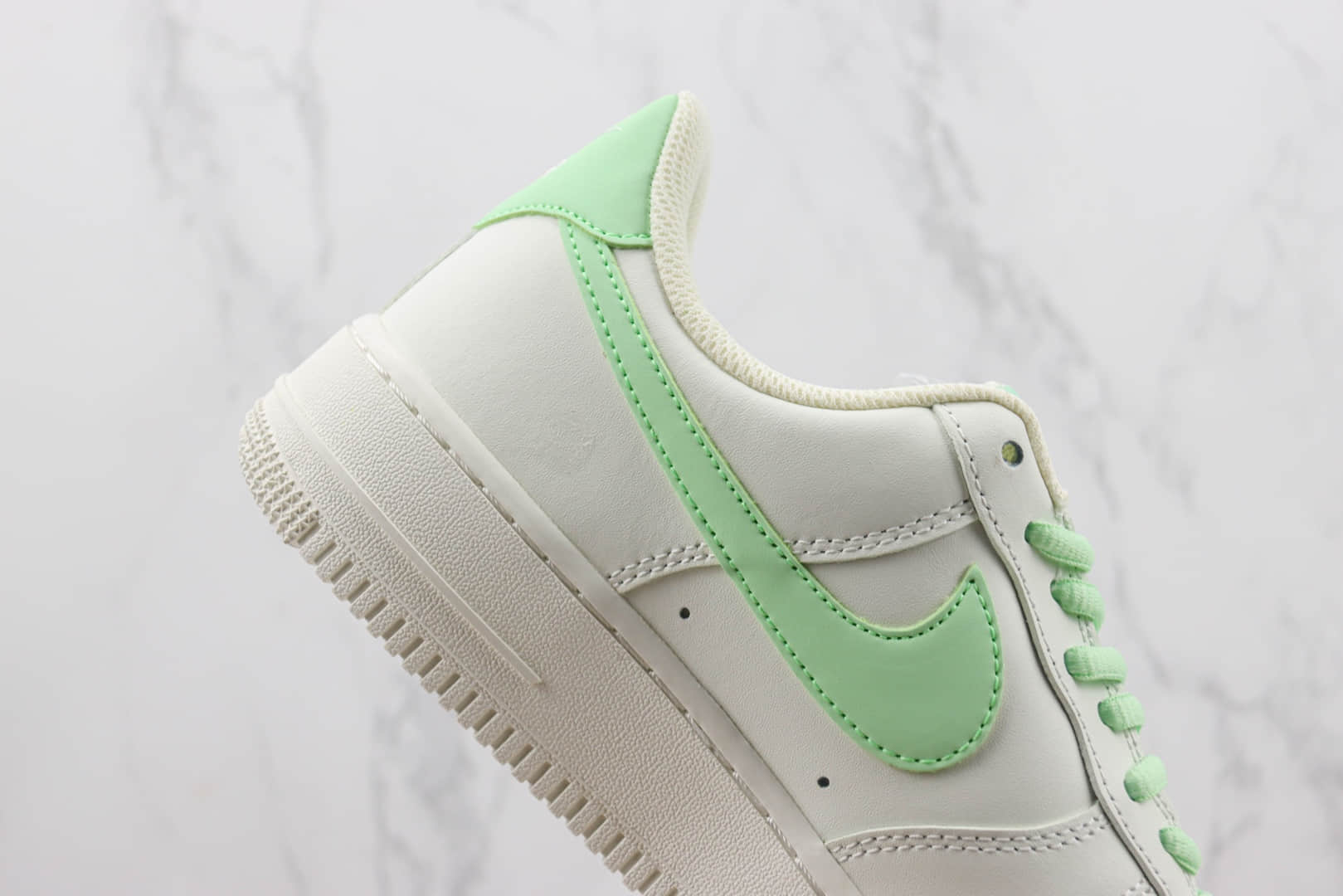 耐克Nike Air Force 1 Low纯原版本空军一号低帮AF1白绿色 莆田天花板AF1系列 货号：CQ5059-223