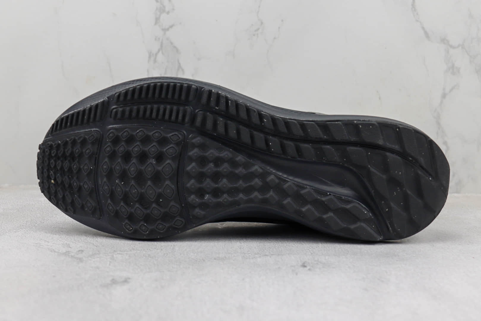 耐克Nike Air Zoom Pegasus 40纯原版本飞马40代黑武士透气跑鞋 莆田耐克货源 货号：DV3853-002