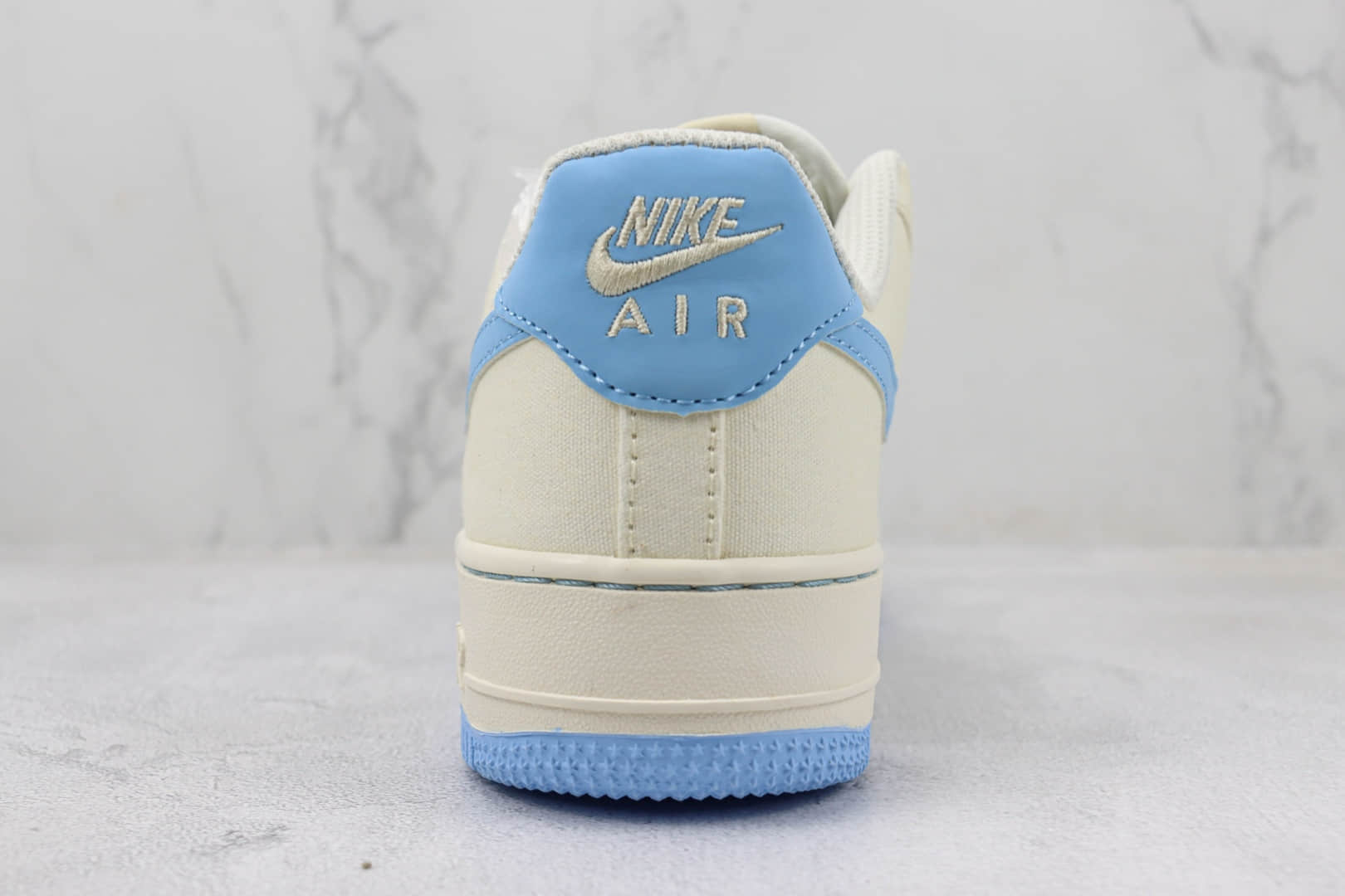 耐克Nike Air Force 1 Low纯原版本空军一号低帮AF1米白蓝色运动板鞋 莆田耐克货源 货号：ME0112-533