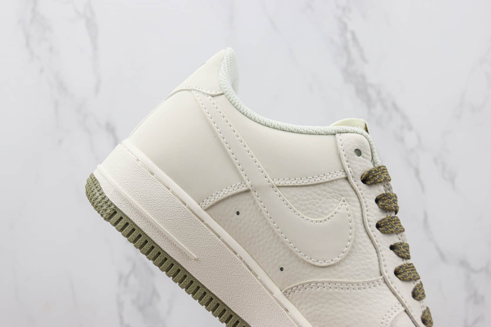 耐克Nike Air Force 1 Low纯原版本空军一号低帮AF1白橄榄绿板鞋 莆田天花板AF1 货号：TV2306-256