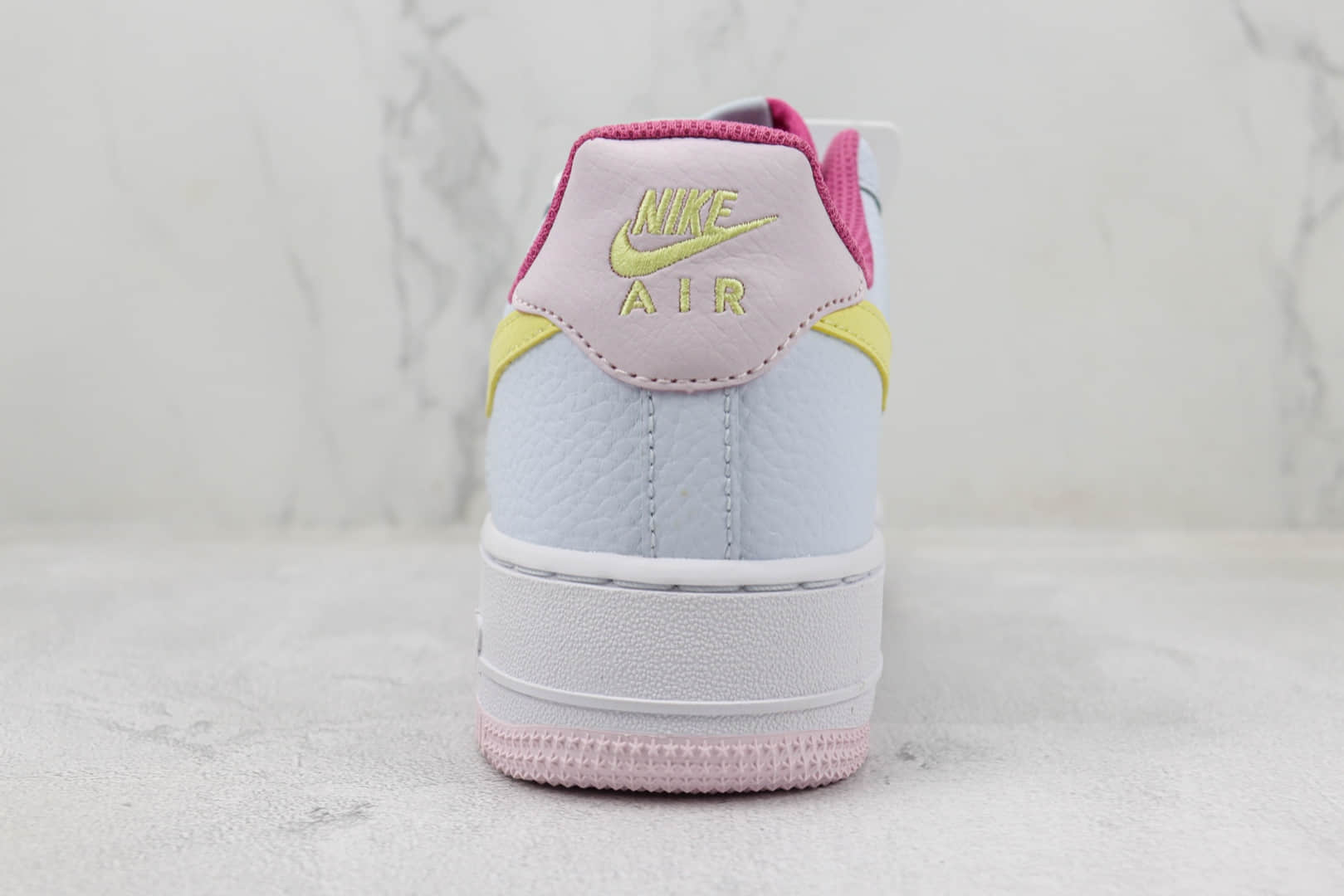 耐克Nike Air Force 1 Low纯原版本空军一号低帮AF1灰蓝黄粉色运动休闲板鞋 莆田天花板AF1 货号：DV7762-001