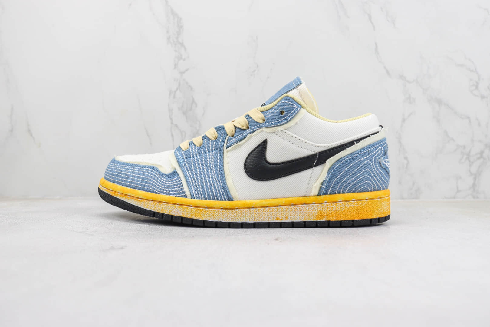 乔丹Air Jordan 1 Low纯原版本低帮AJ1丹宁牛仔刺子绣板鞋 莆田AJ货源 货号：FN7670-493
