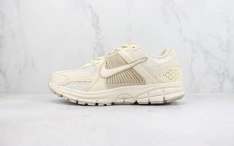 耐克Nike Zoom Vomero 5“Sail”纯原版本佛莫罗5代卡其色复古慢跑鞋 莆田耐克工厂 货号：FQ6868-111