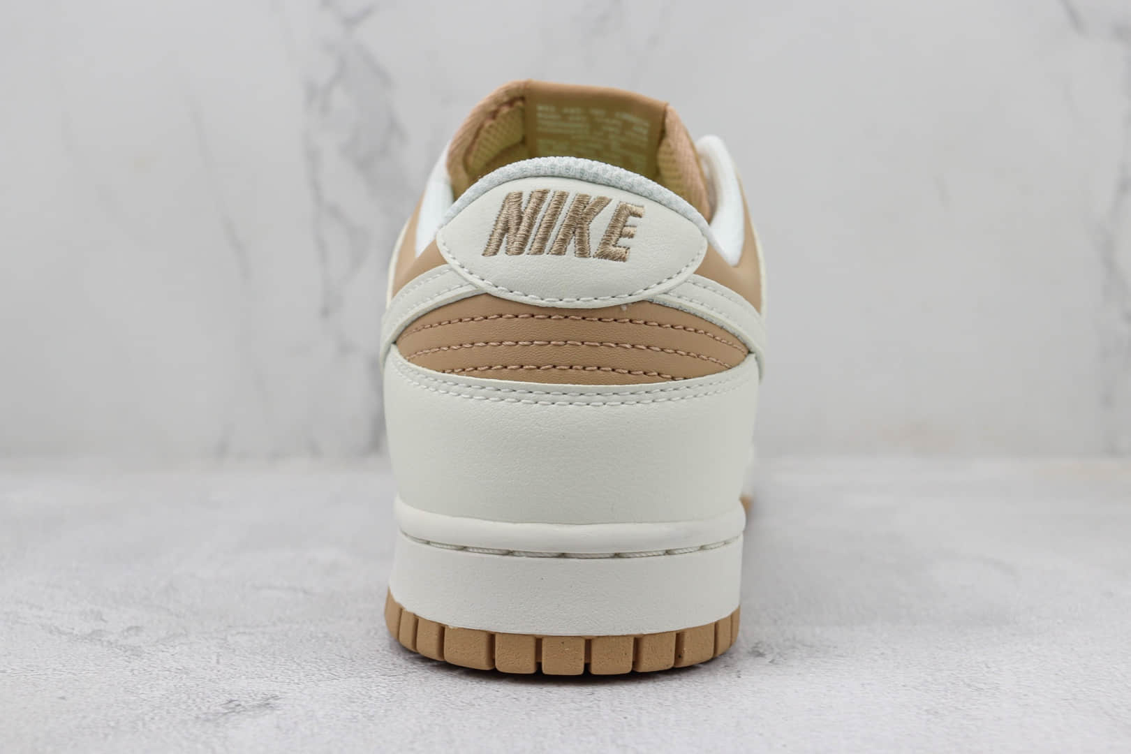 耐克Nike SB Dunk Low纯原版本低帮SB Dunk奶茶白棕色休闲板鞋 莆田耐克工厂 货号：DD1873-200