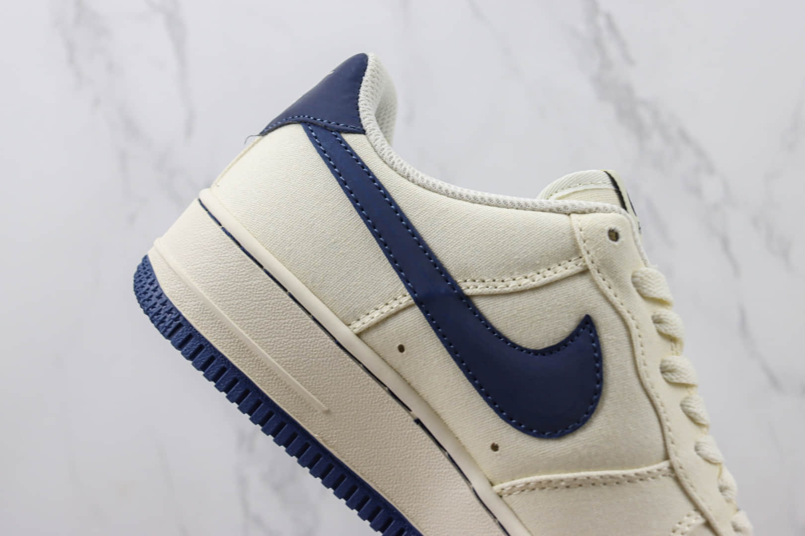 耐克Nike Air Force 1 Low纯原版本空军一号低帮AF1米白蓝勾帆布板鞋 莆田天花板AF1 货号：ME0112-566