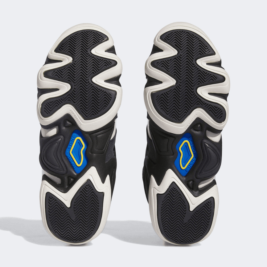 adidas科比初代签名鞋复刻回归！还是经典黑白配色！ 货号：IF2448