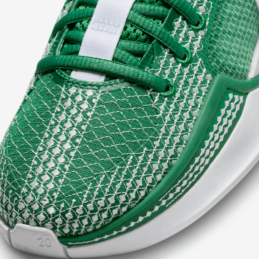 奥利奥or苹果绿？“科比门徒”萨布丽娜签名鞋Nike Sabrina 1新配色曝光！