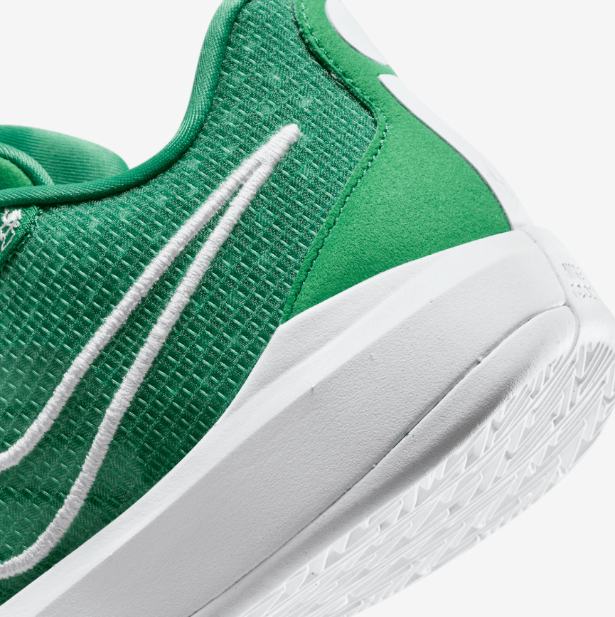 奥利奥or苹果绿？“科比门徒”萨布丽娜签名鞋Nike Sabrina 1新配色曝光！