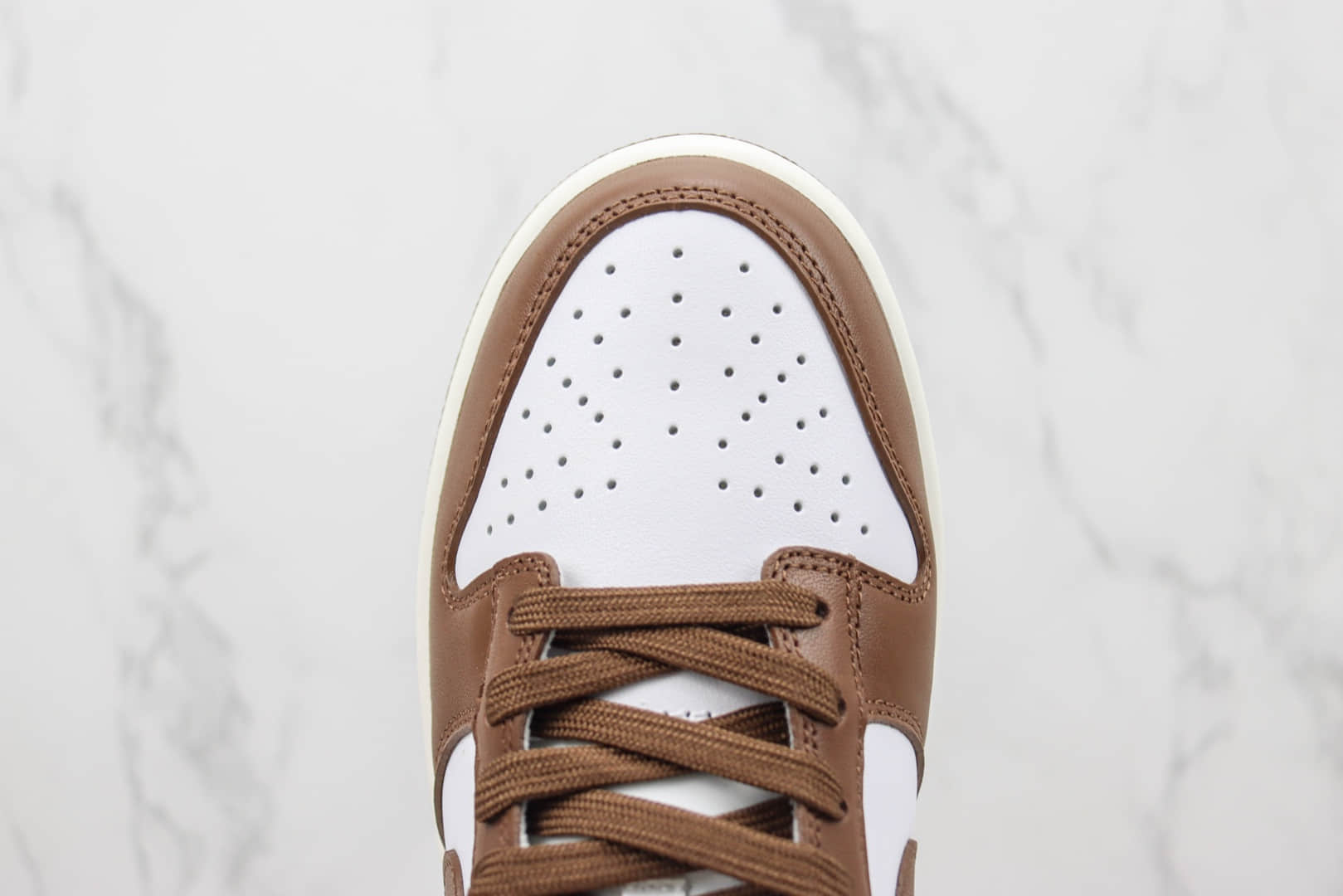 耐克Nike SB Dunk Low纯原版本低帮SB Dunk巧克力白棕色板鞋 莆田耐克货源 货号：DD1503-124