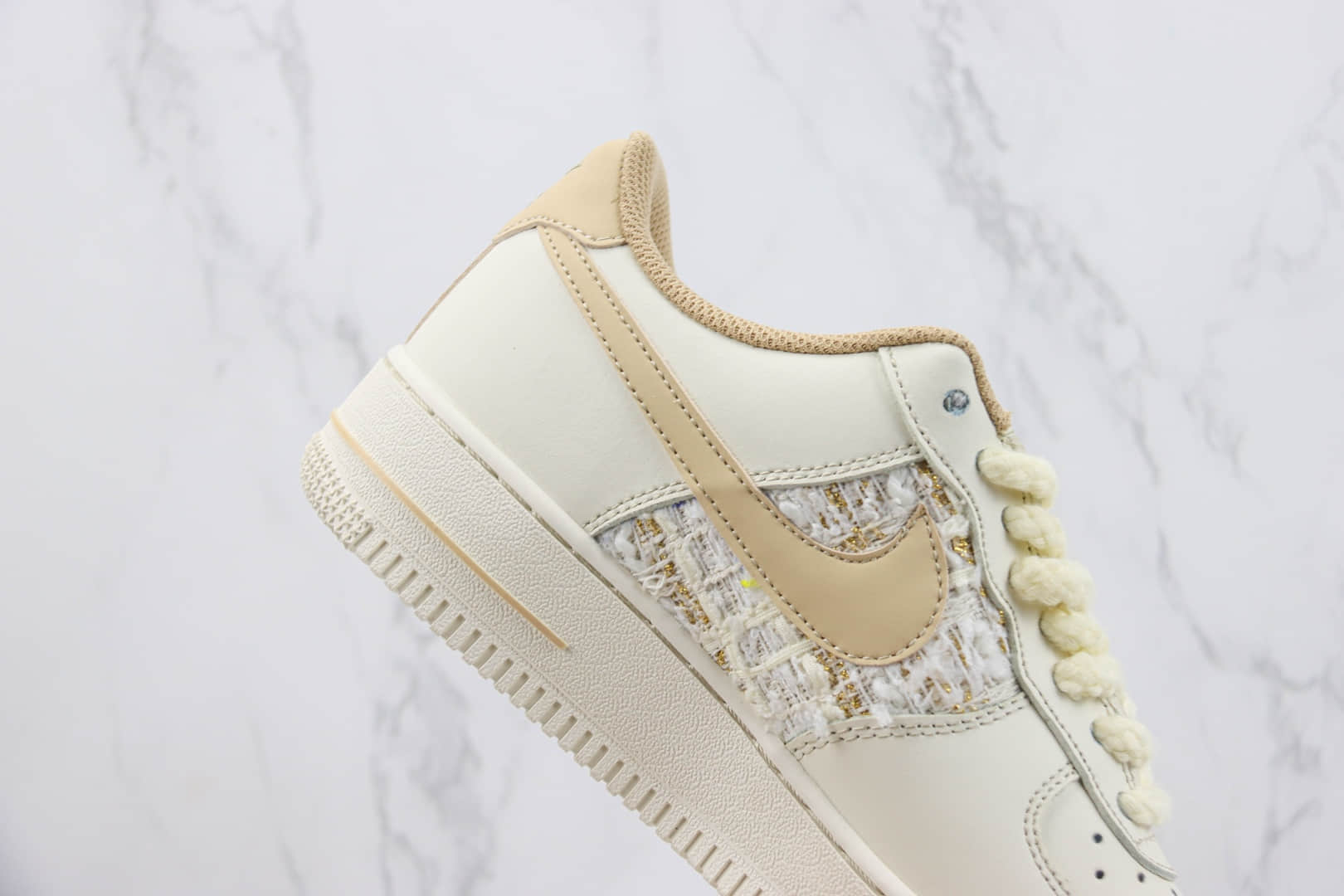 耐克Nike Air Force 1 Low纯原版本空军一号低帮AF1小香风板鞋 莆田耐克工厂 货号：FJ7740-012