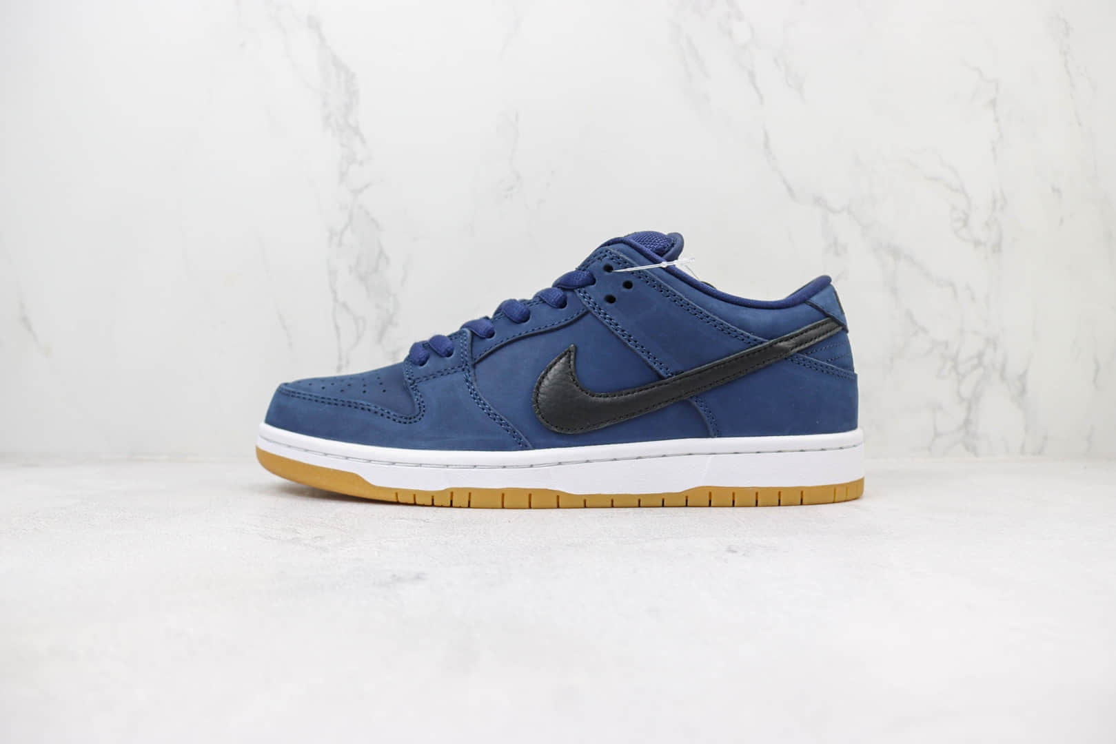 耐克Nike SB Dunk Low “Navy Gum”纯原版本低帮SB Dunk午夜海军蓝生胶板鞋 莆田耐克货源 货号：CW7463-401