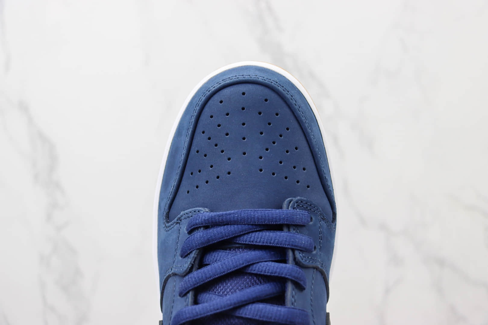 耐克Nike SB Dunk Low “Navy Gum”纯原版本低帮SB Dunk午夜海军蓝生胶板鞋 莆田耐克货源 货号：CW7463-401