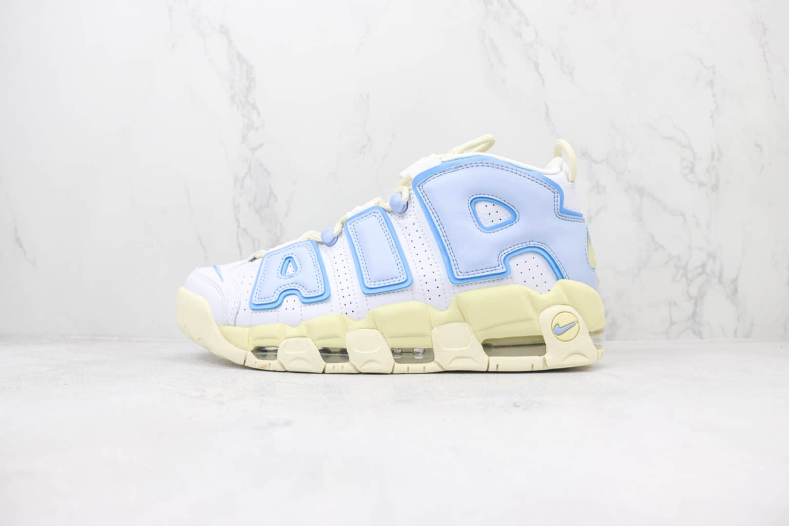 耐克Nike Air More Uptempo纯原版本皮蓬大R米白蓝复古篮球鞋 莆田耐克代理 货号：FD9869-100