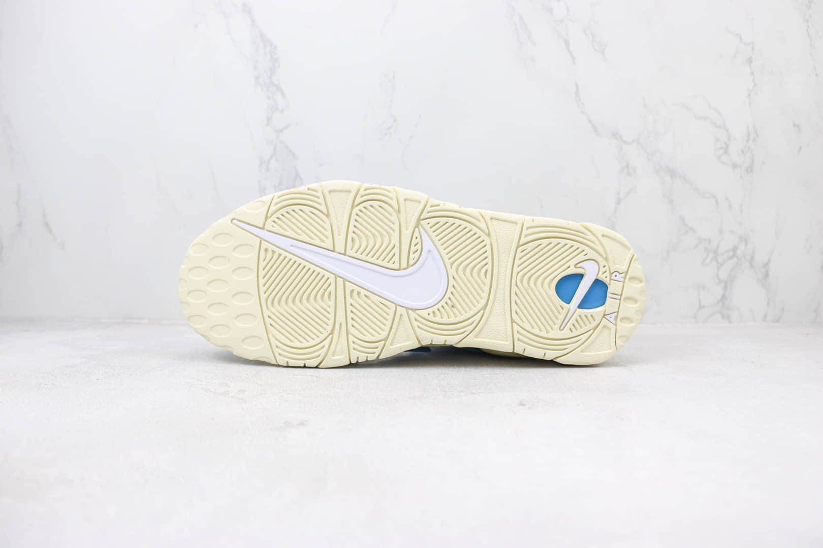 耐克Nike Air More Uptempo纯原版本皮蓬大R米白蓝复古篮球鞋 莆田耐克代理 货号：FD9869-100