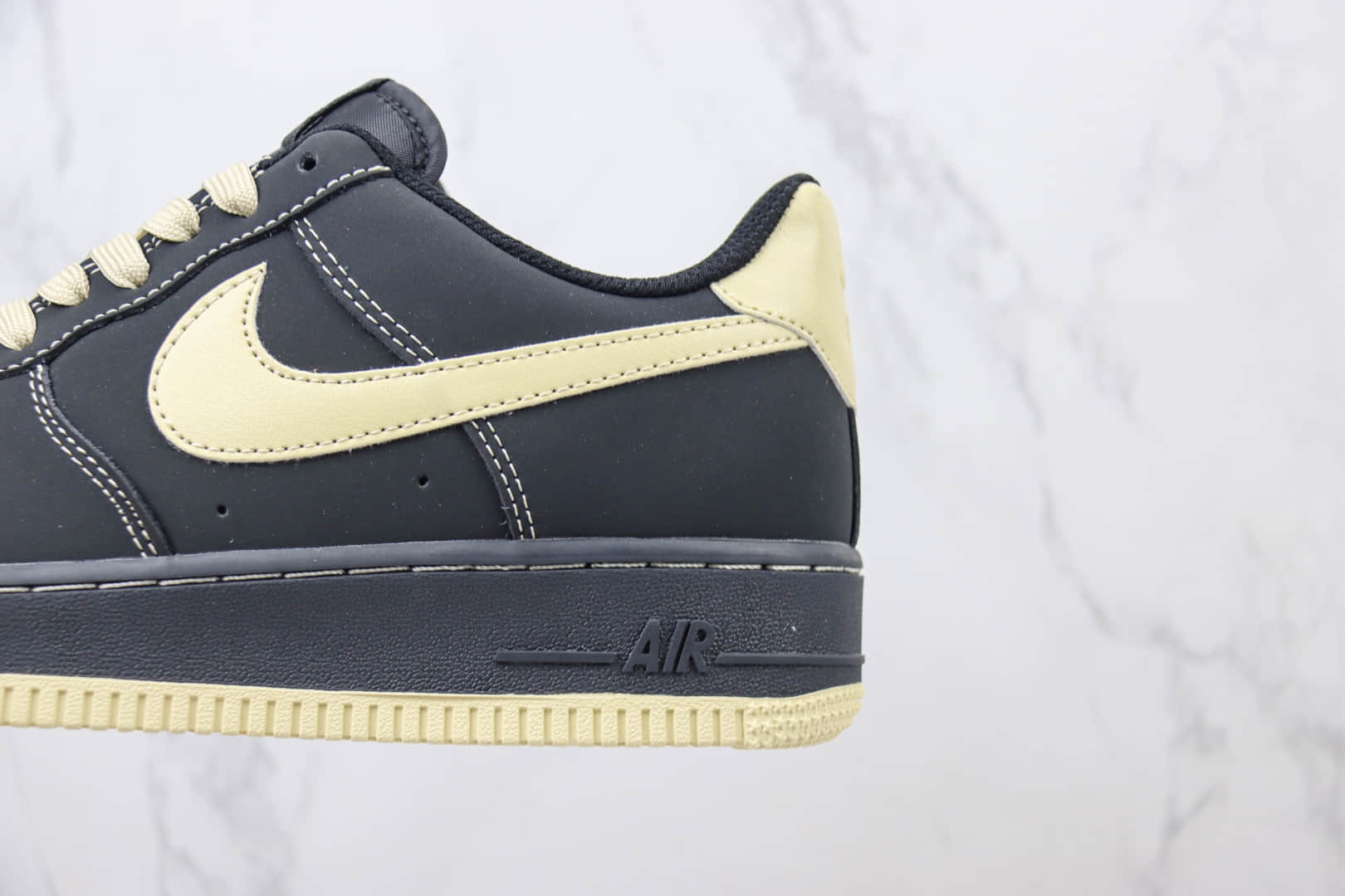 耐克Nike Air Force 1 Low纯原版本低帮空军一号AF1黑黄缝线板鞋 莆田耐克货源 货号：DH5696-227